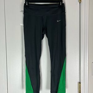 Nike Dri Fit Womens Capri Leggings Size XS